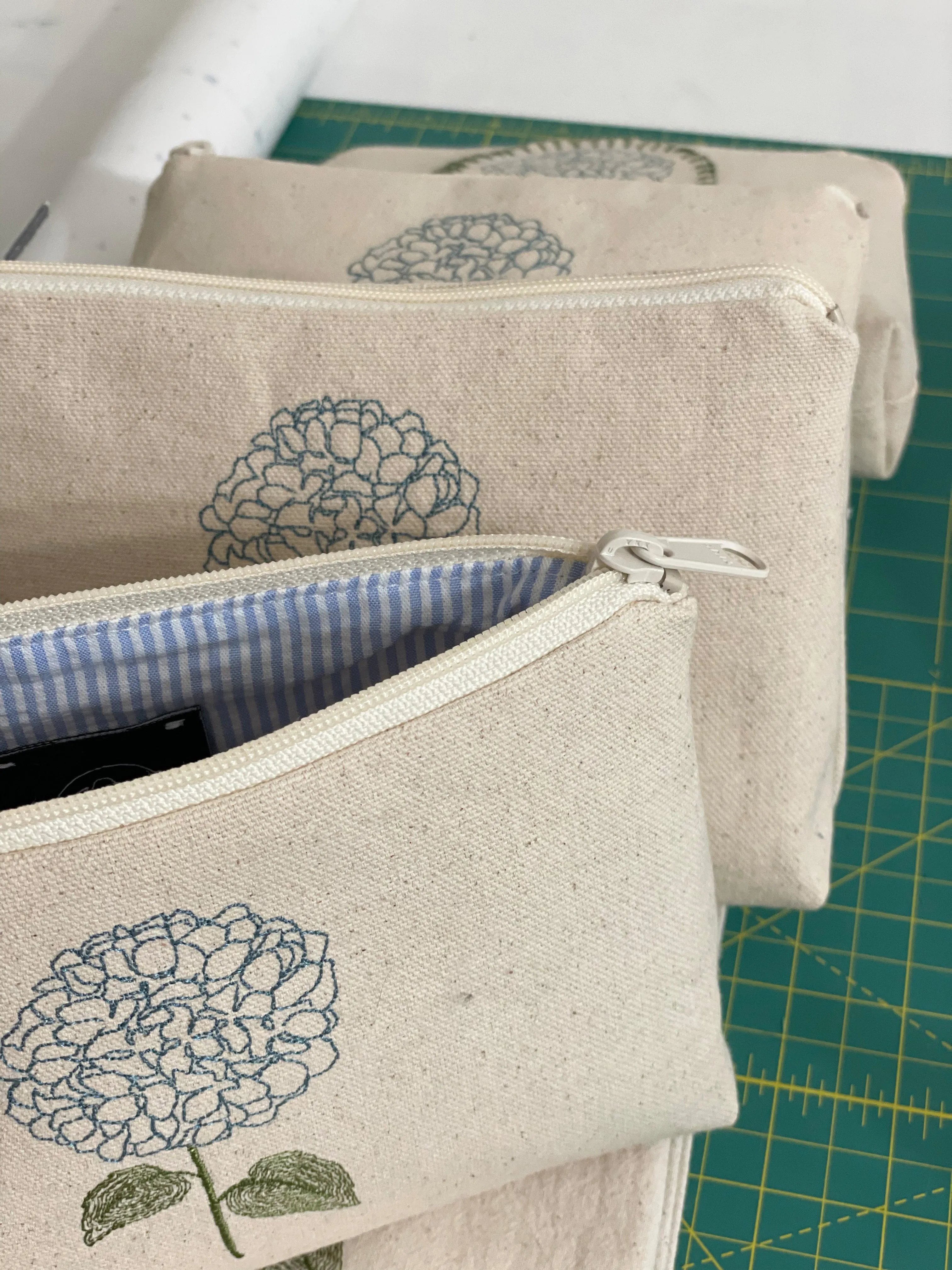 Big leaf hydrangea embroidered make up bag canvas pouch