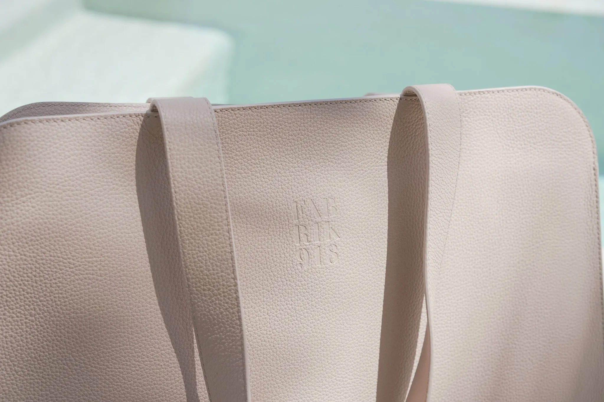 The 3L Laptop Tote Bag
