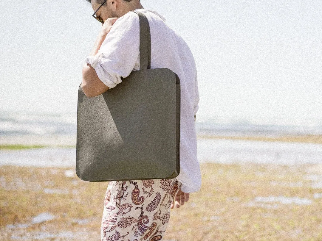 The 3L Laptop Tote Bag