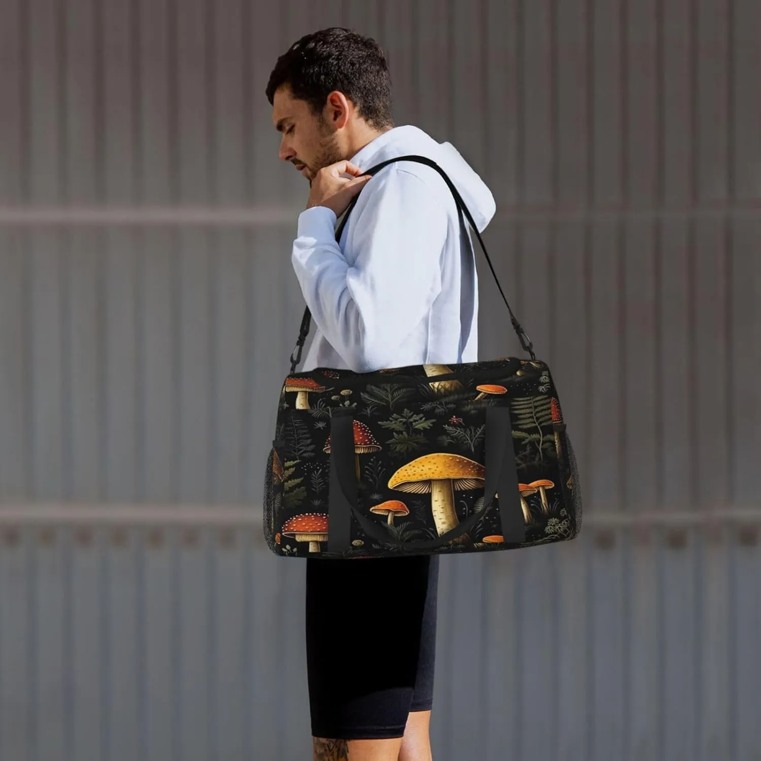Travel Duffel Bag For Men Women, Vintage Woodland Nature Mushroom Pattern Carry On Sport Gym Bag With Shoulder Strap Lightweight Waterproof Weekender Bag Overnight Bag