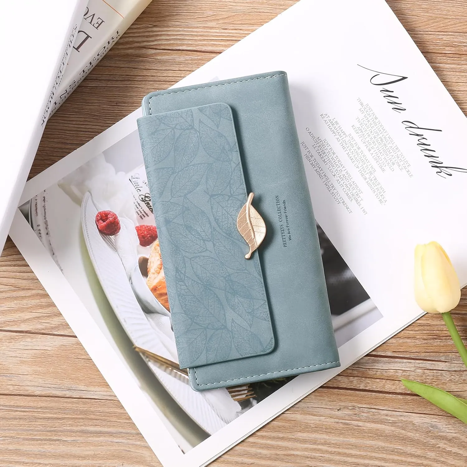 Women's Wallet Leather RFID Blocking Bifold Clutch Large Capacity Credit Card Holder with Coin Zipper Purse